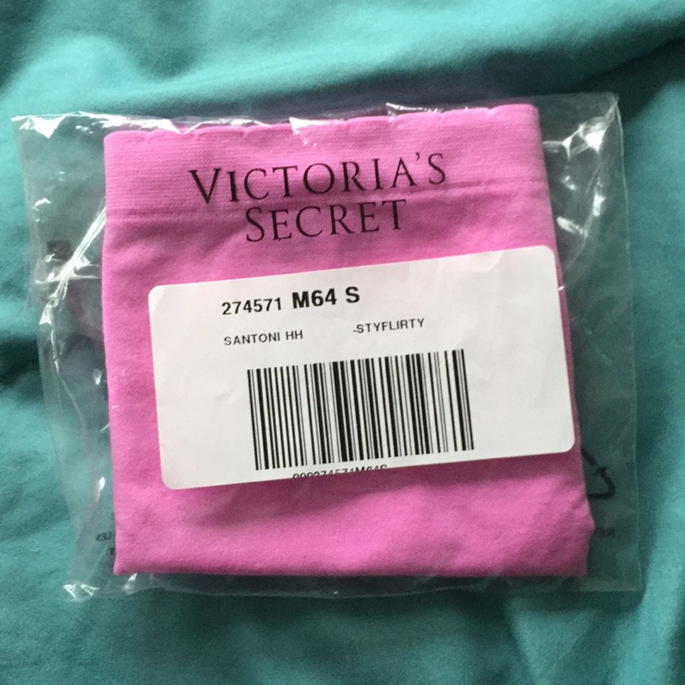 New VS Panty w/ lace trim
